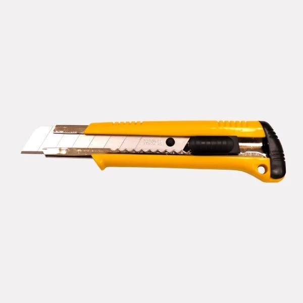 ESTILETE ESSENCIAL 18MM NORMA L440